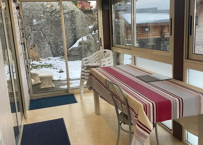 Family Fenced Garden Mountain View Font-Romeu-Odeillo-Via